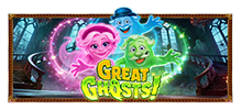 ¡Un trío de espíritus amigables te da la bienvenida a una mansión misteriosa en Great Ghosts!<br/>
<br/>
Los símbolos scatter azules, rosas y verdes pueden activar aleatoriamente la función Ghost Respin con hasta tres modificadores diferentes: aumentar el valor de los símbolos de dinero que aparecen en ciertas posiciones, desbloquear recompensas adicionales de hasta 5750x o añadir más símbolos de dinero por respin. Inicialmente se otorgan tres respins, donde los símbolos de dinero amarillos fijos tienen valores de hasta 1250x. Cada vez que aparece un símbolo de dinero durante el juego de bonificación, el número de respins se reinicia a tres. Al reunir 8, 12, 16 y 20 de estos símbolos, se desbloquean hasta cuatro filas adicionales en la parte superior de la cuadrícula.